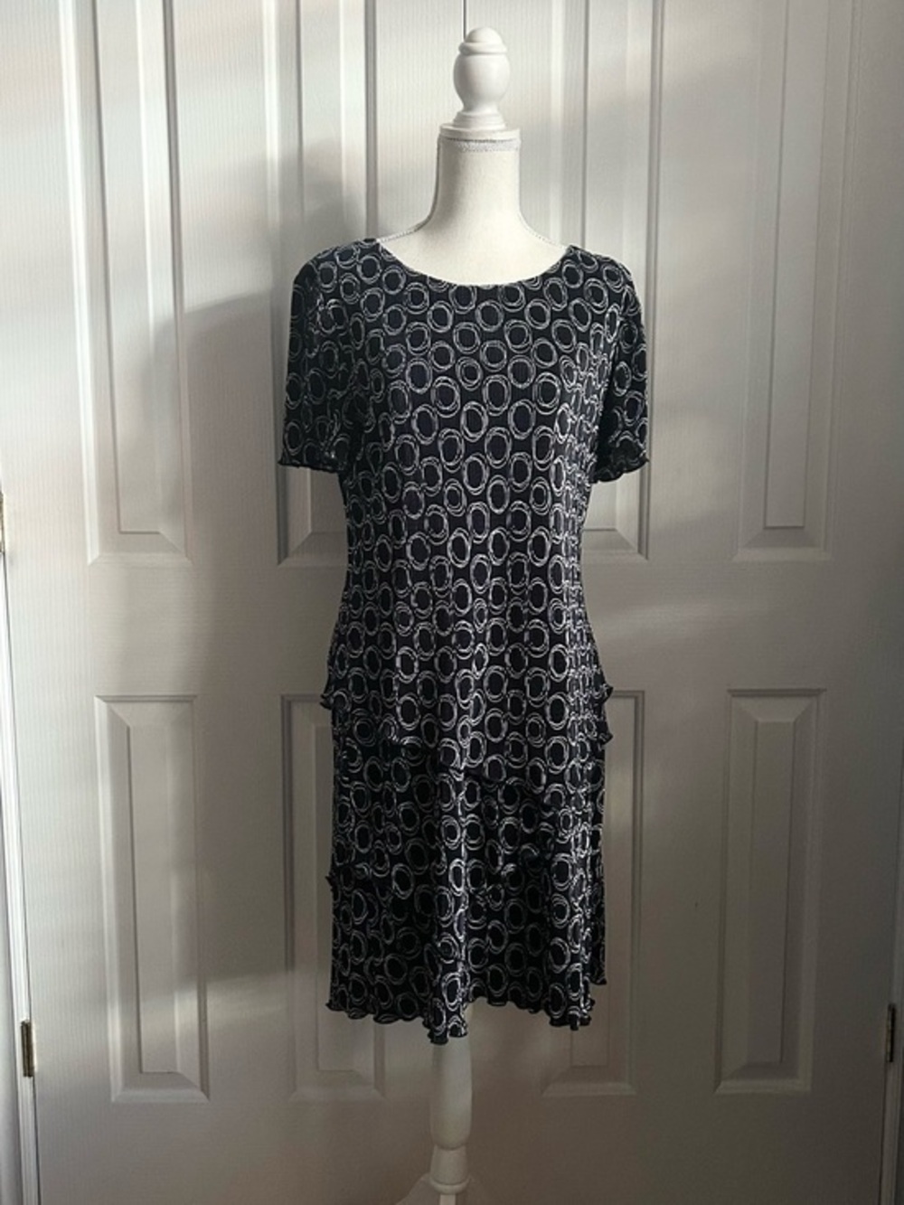 NWOT CONNECTED APPAREL Circle-Print Short Sleeve Midi Dress Navy & White Size 10